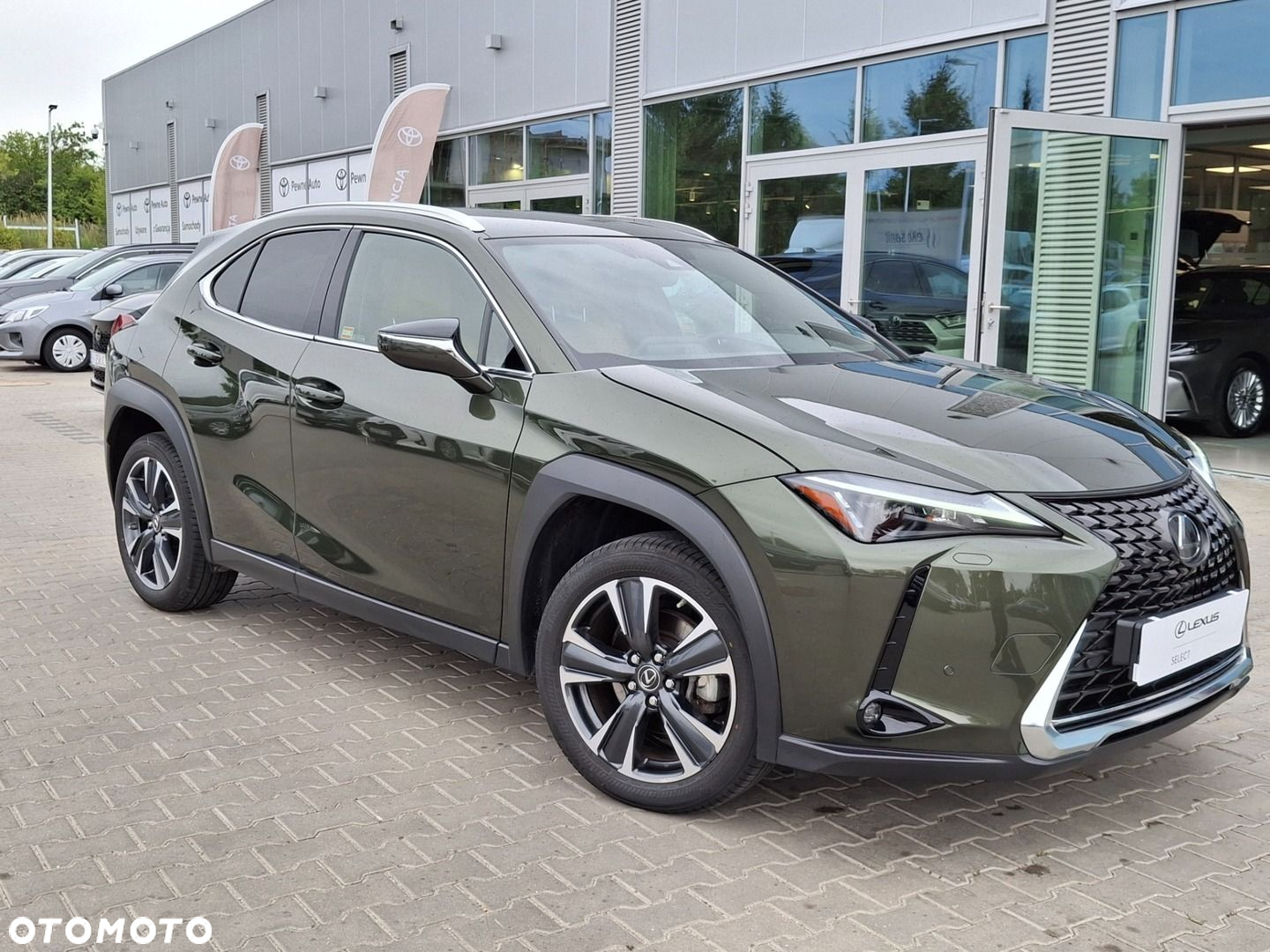 Lexus UX - 18