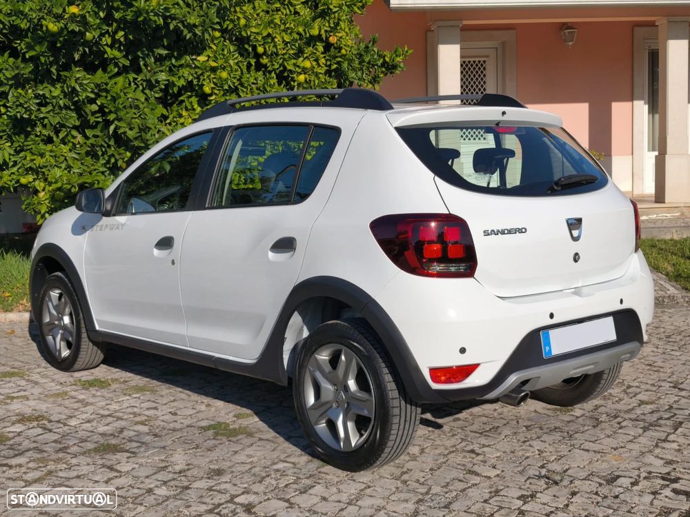 Dacia Sandero 0.9 TCe Stepway - 4