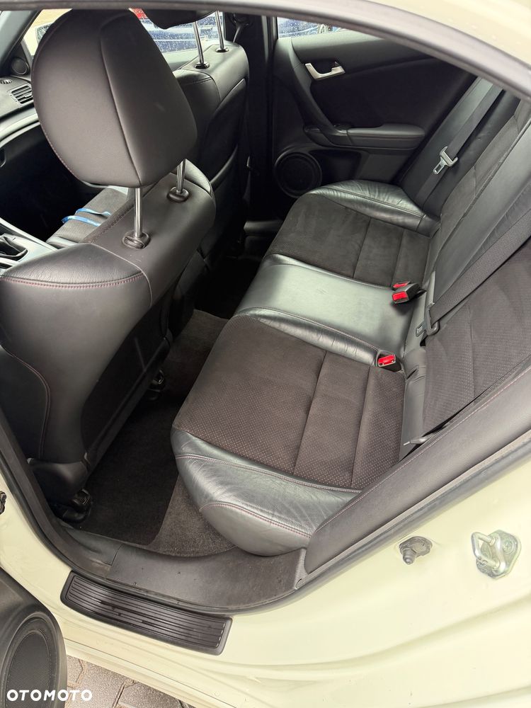 Honda Accord 2.2d Type-S - 8