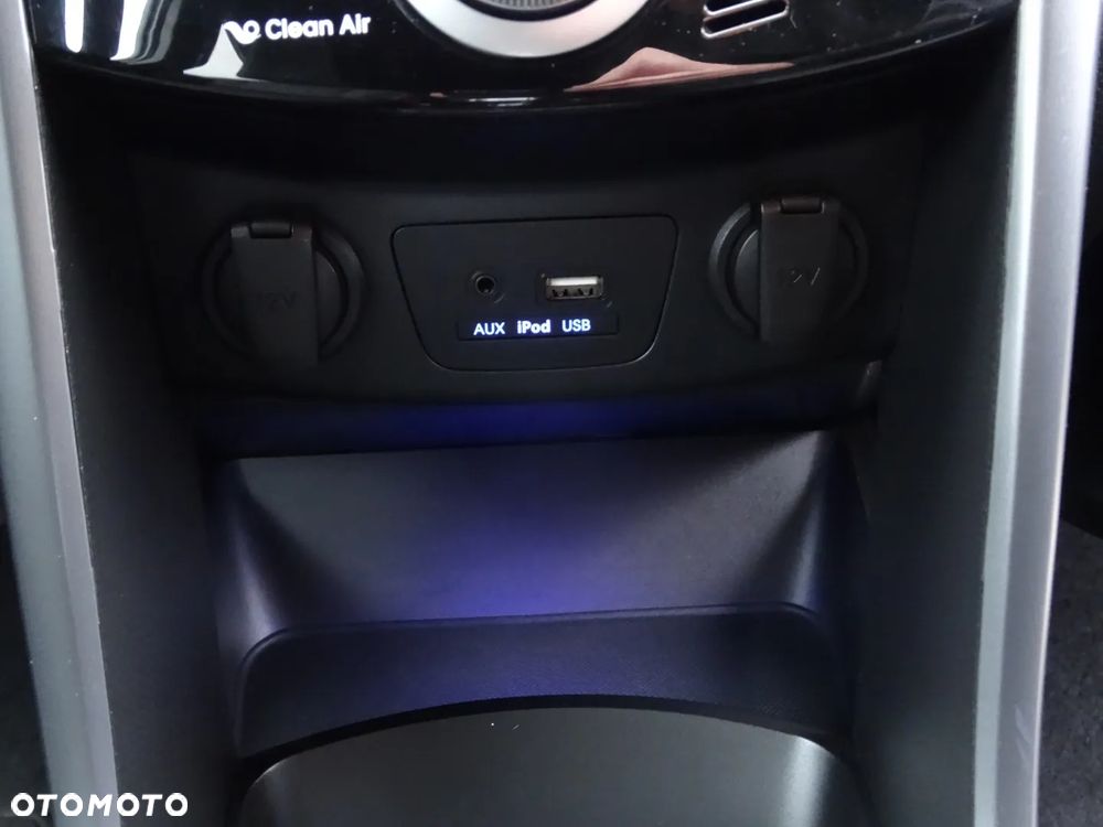 Hyundai i30 blue 1.6 GDI Passion - 31