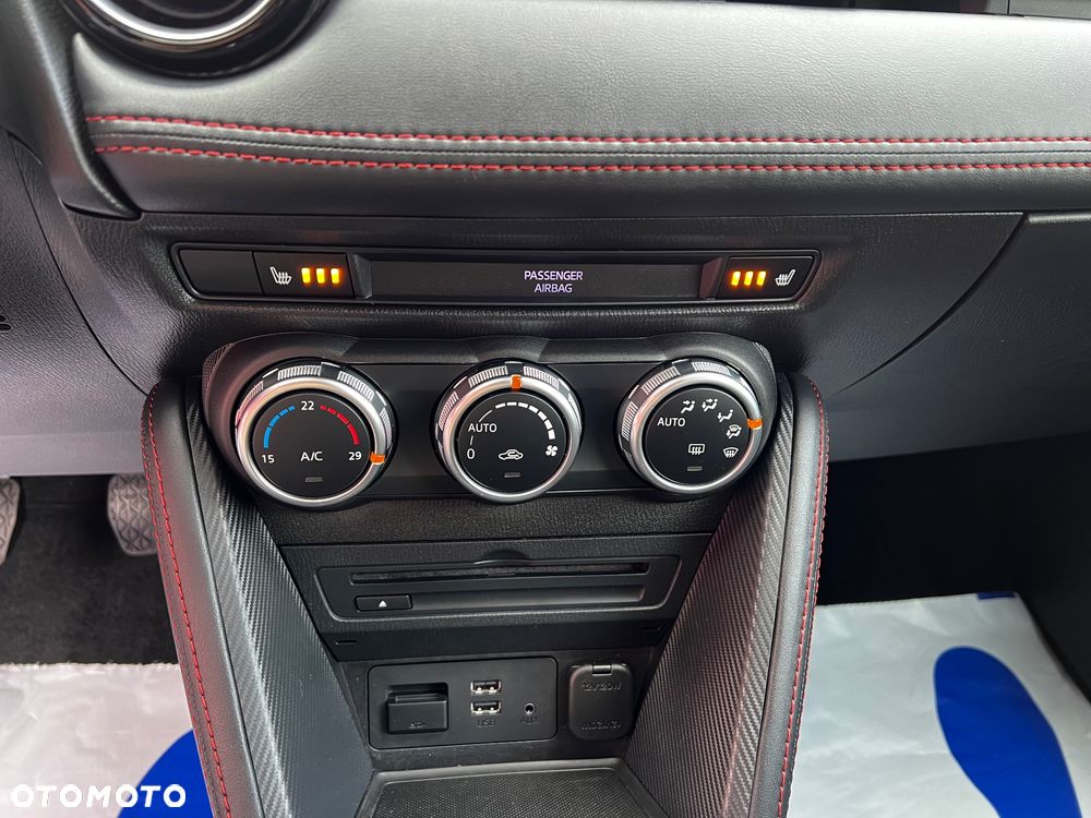 Mazda 2 SKYACTIV-G 115 i-ELOOP White Edition - 37