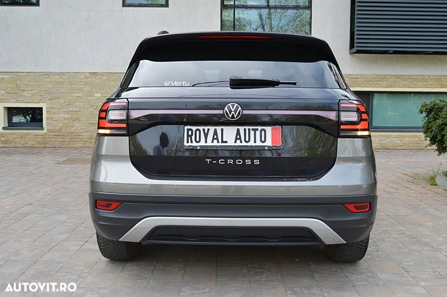 Volkswagen T-Cross 1.6 TDI DSG Life - 11