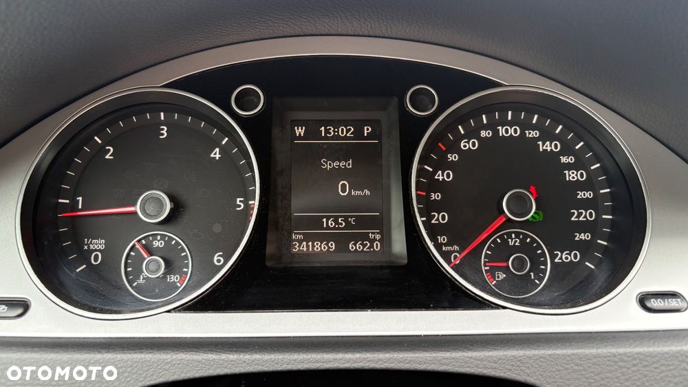 Volkswagen Passat 2.0 TDI Comfortline DSG - 34