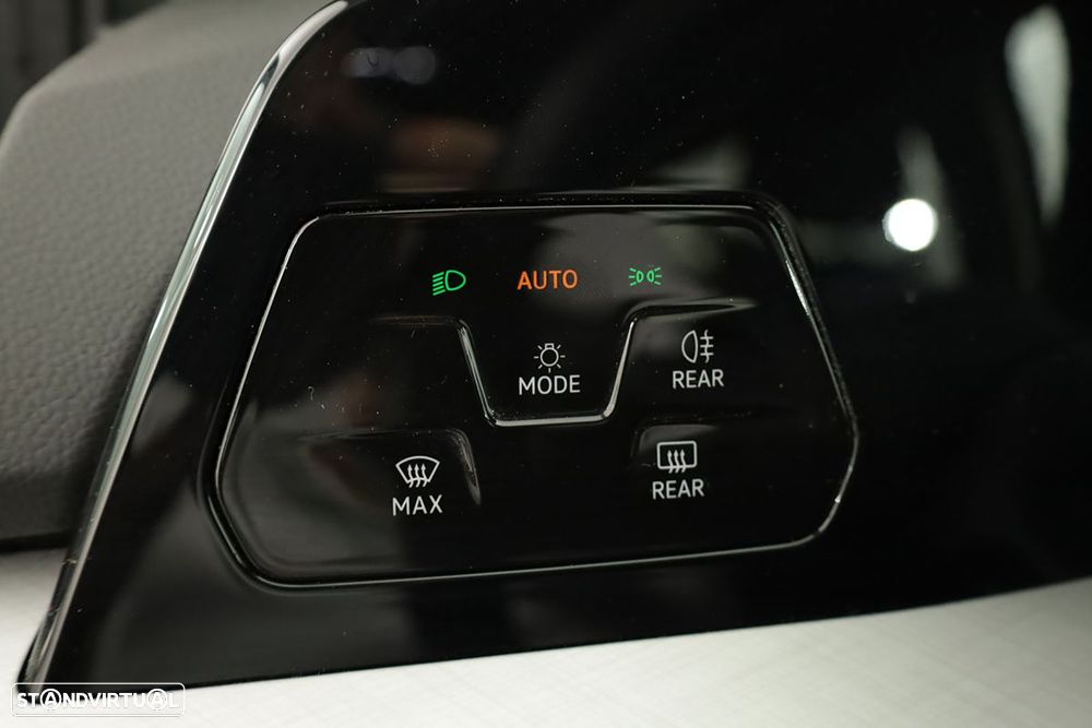 VW Golf 1.5 TSI e-Hybrid Style DSG - 19