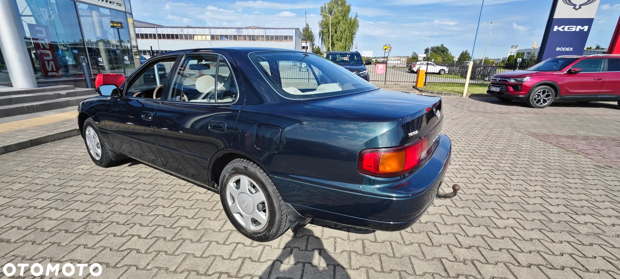 Toyota Camry 3.0 V6 LE - 8