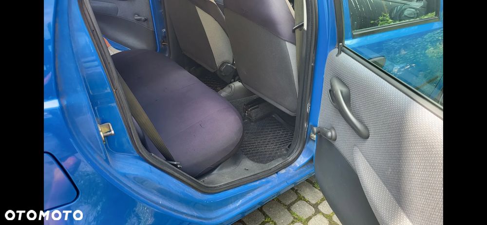 Fiat Punto 1.2 8V Active - 11