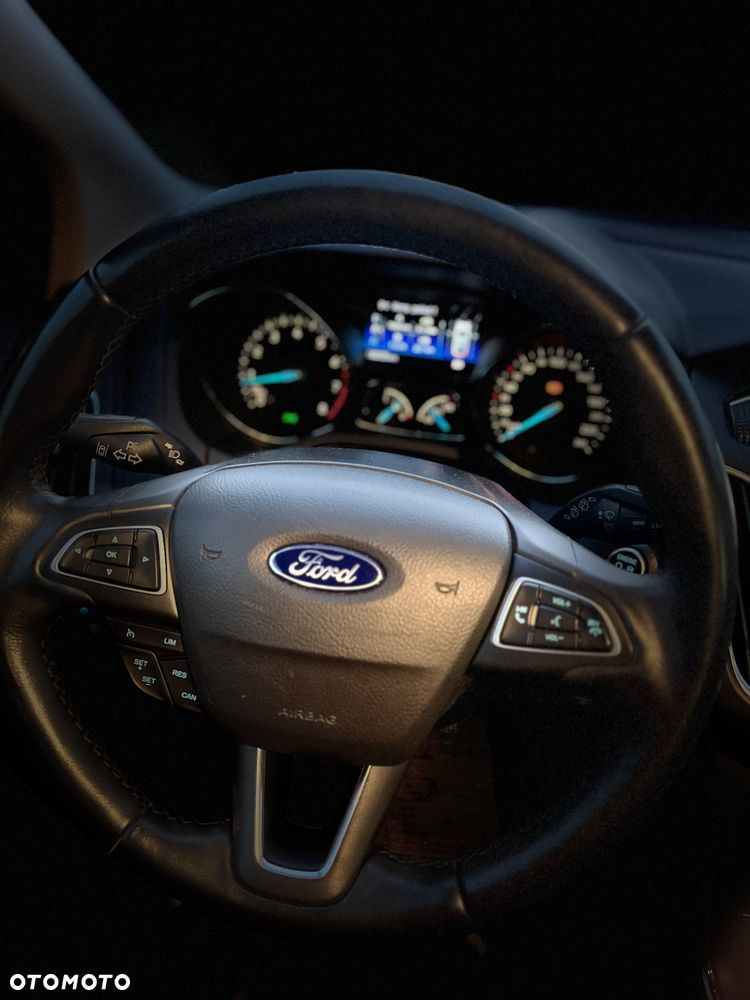 Ford Focus 1.5 EcoBoost Titanium ASS - 15