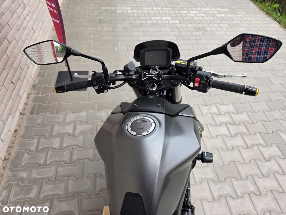 Honda Hornet - 14