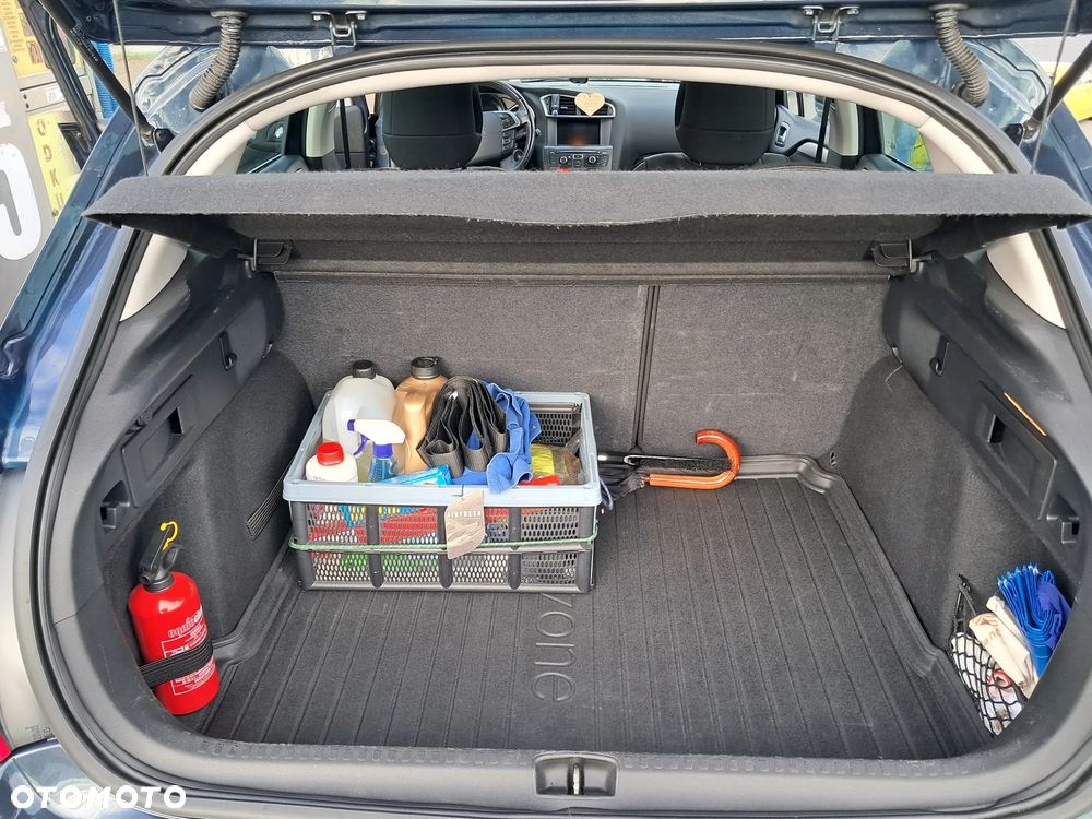 Citroën C4 1.6 HDi Attraction - 25