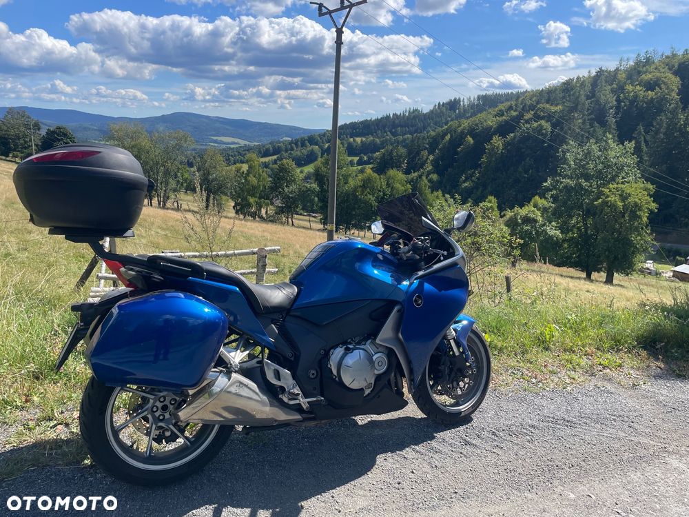Honda VFR - 26