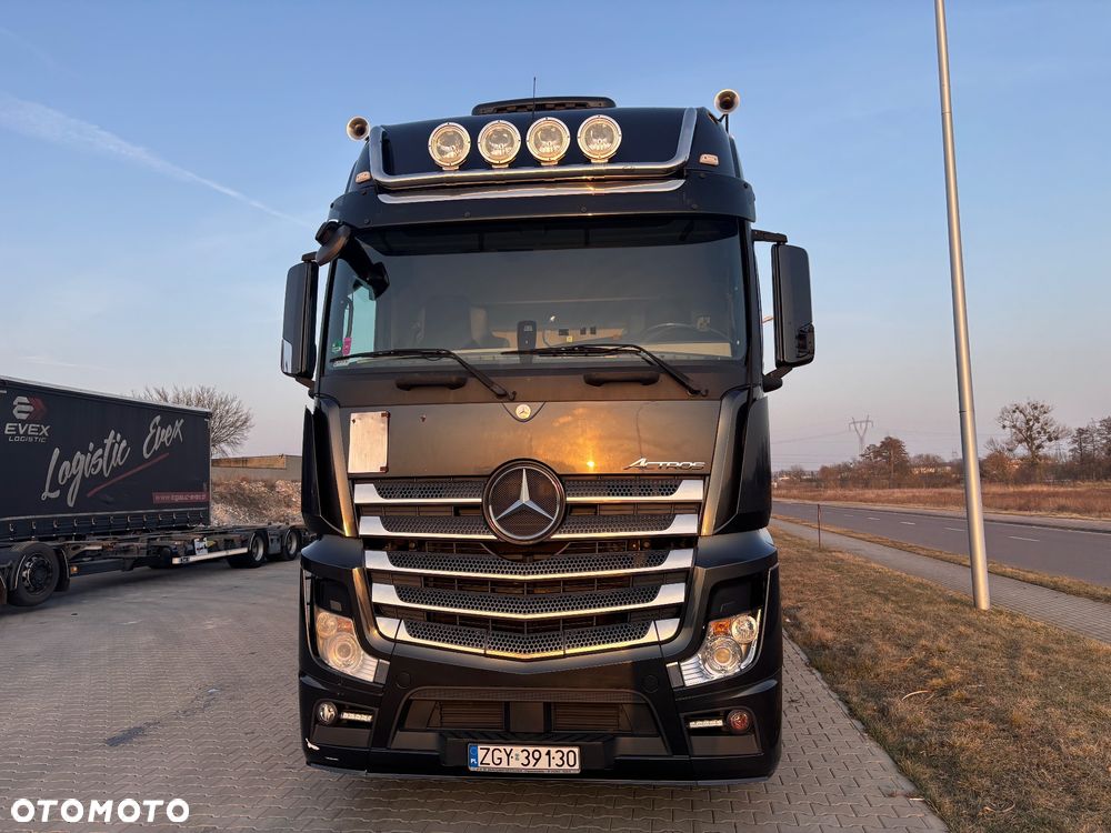 Mercedes-Benz Actros 1852 - 2