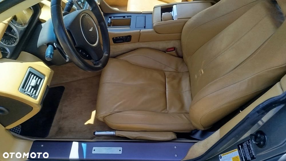 Aston Martin V8 Vantage 4,7 SportShift - 18