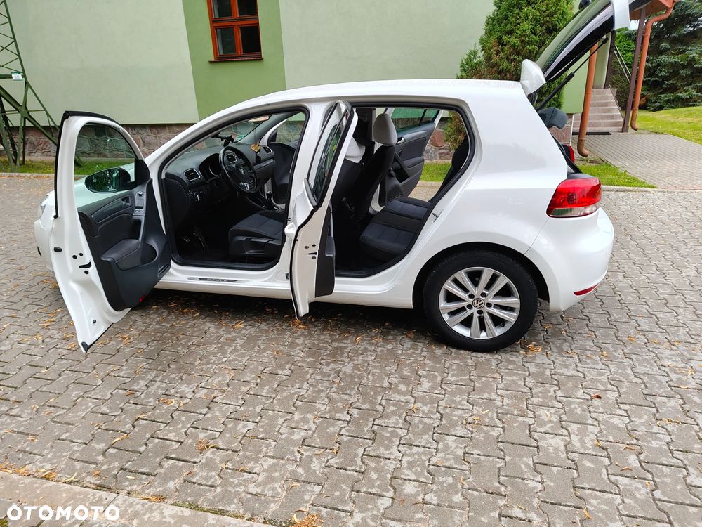 Volkswagen Golf 1.2 TSI Style - 4