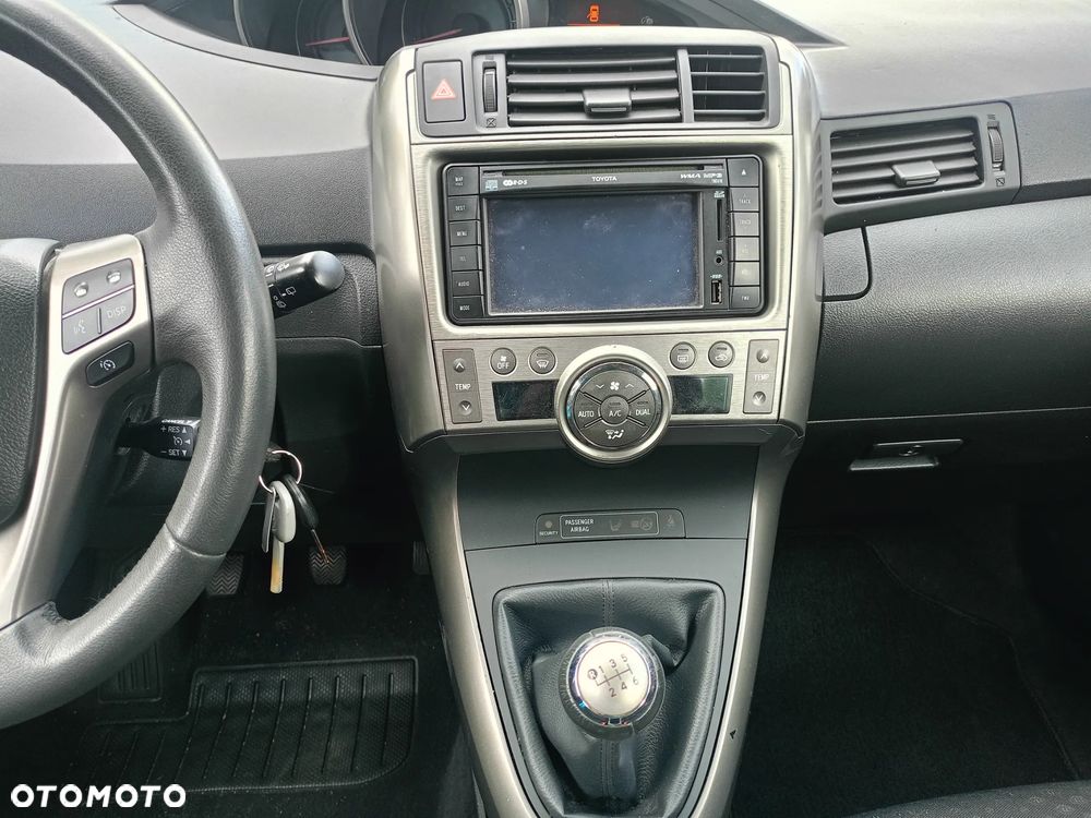 Toyota Verso 1.6 5-Sitzer Life - 15