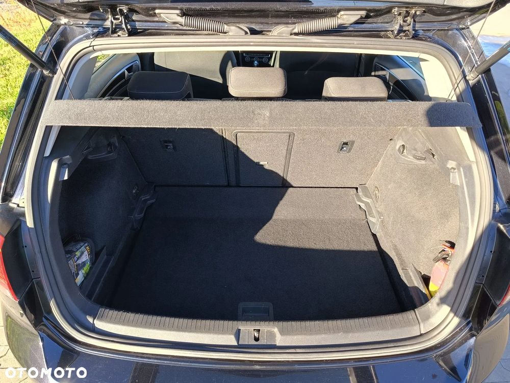 Volkswagen Golf - 9