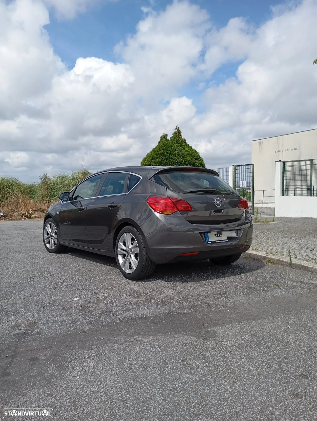 Opel Astra 1.7 CDTi Cosmo - 3