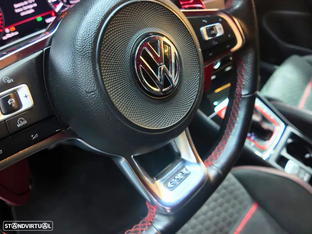VW Golf GTI BlueMotion DSG - 11