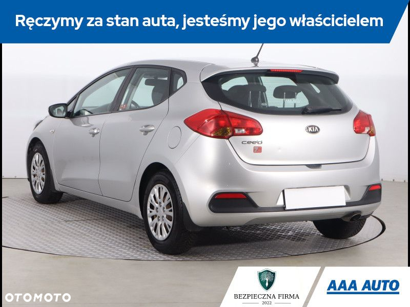 Kia Ceed - 5