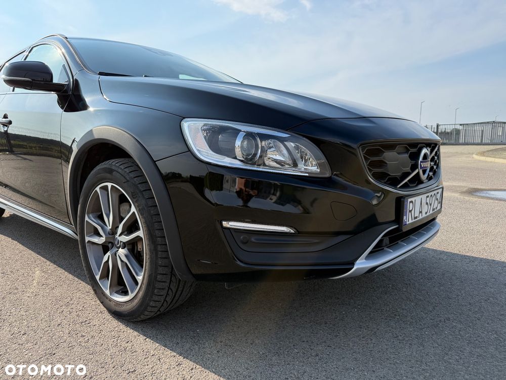 Volvo V60 Cross Country - 4