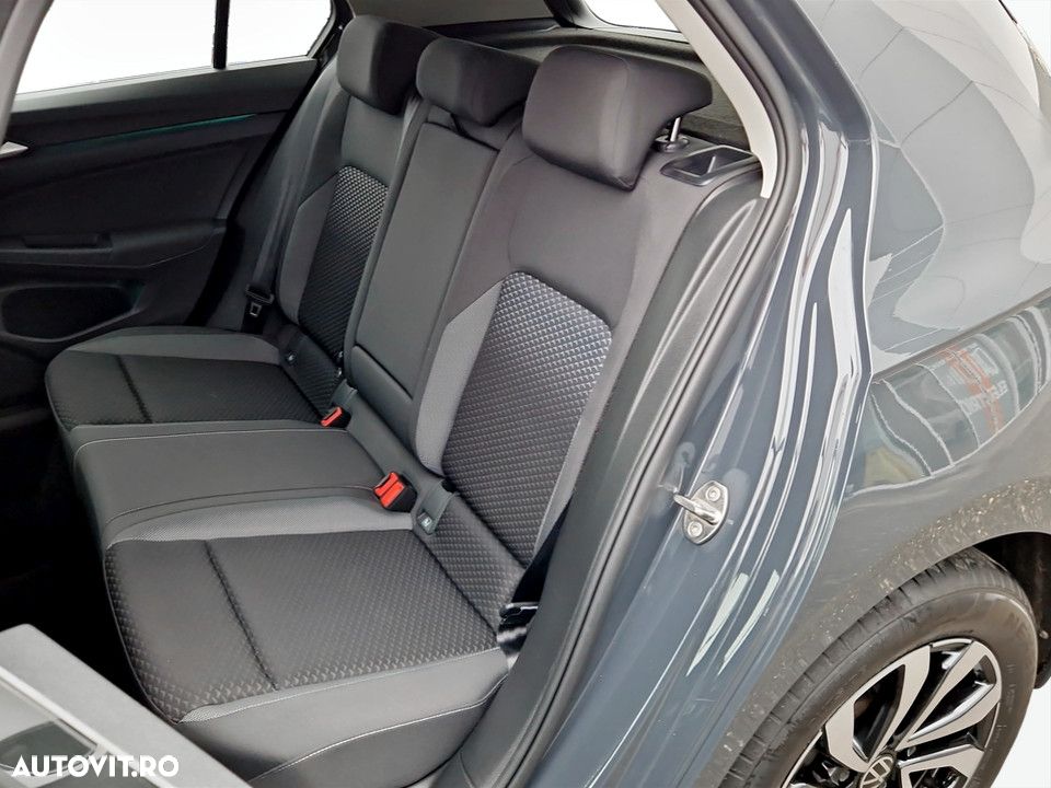 Volkswagen Golf 1.5 eTSI ACT DSG MHEV Life - 21