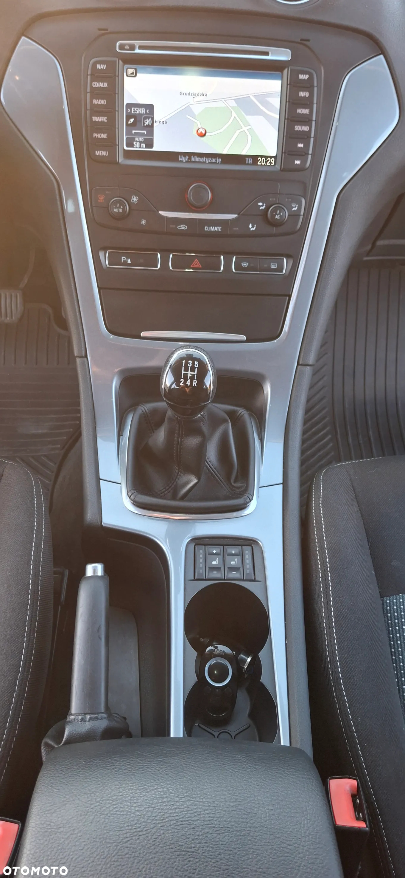 Ford Mondeo - 15