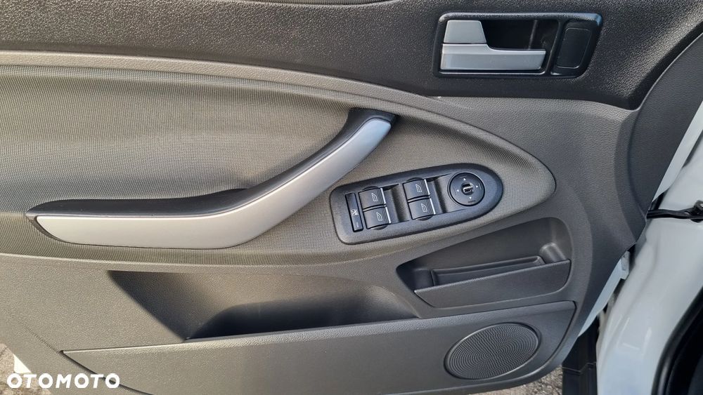 Ford Kuga 2.0 TDCi 4x4 Champions Edition - 11