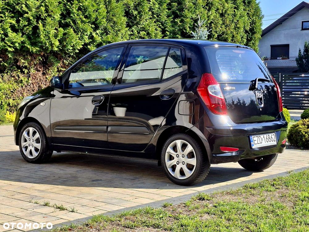 Hyundai i10 1.1 FIFA WM Edition - 19