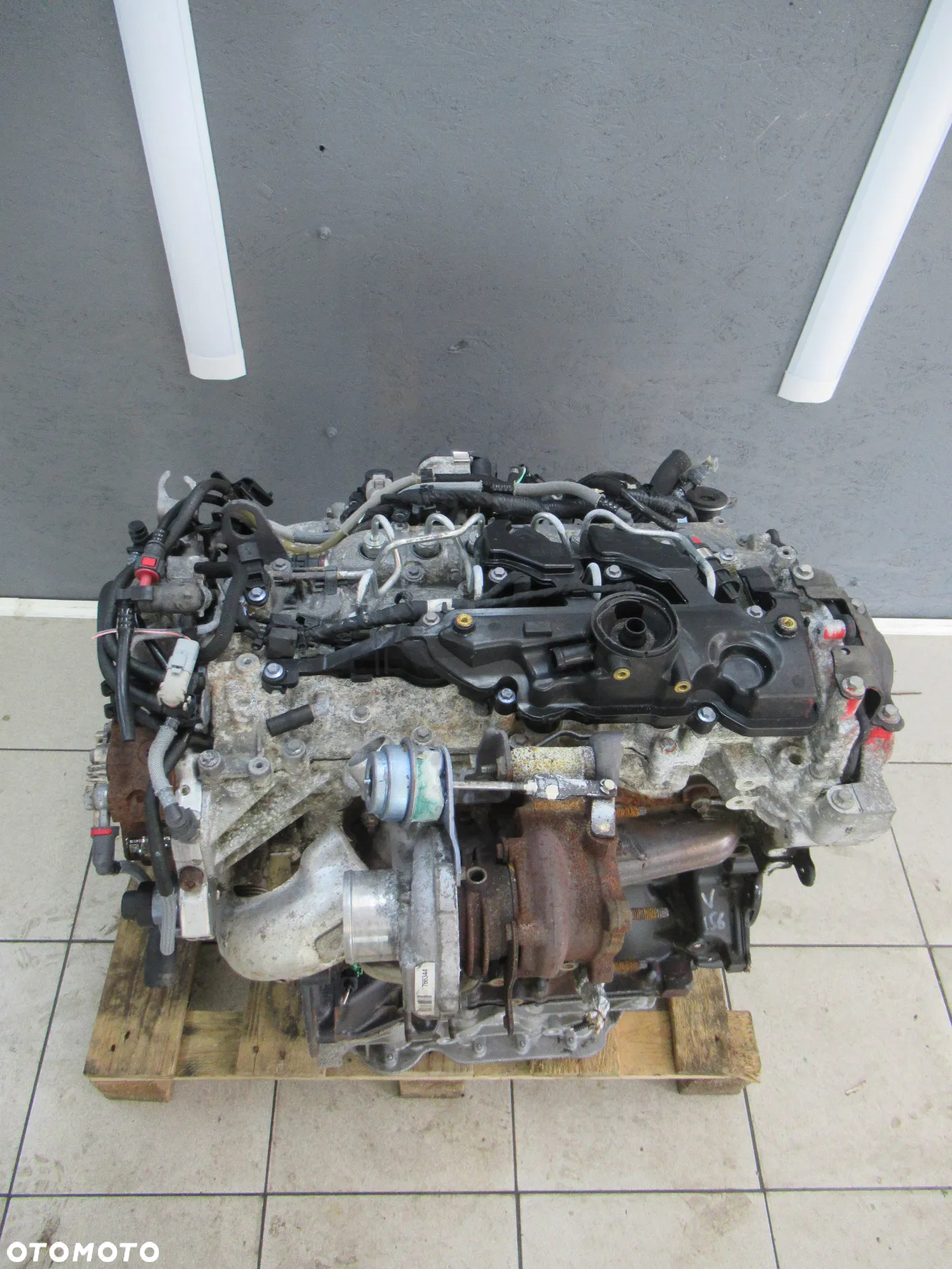 Silnik KOMPLETNY 2.0 dci M9R Vivaro Trafic m9r M9R E4 - 6