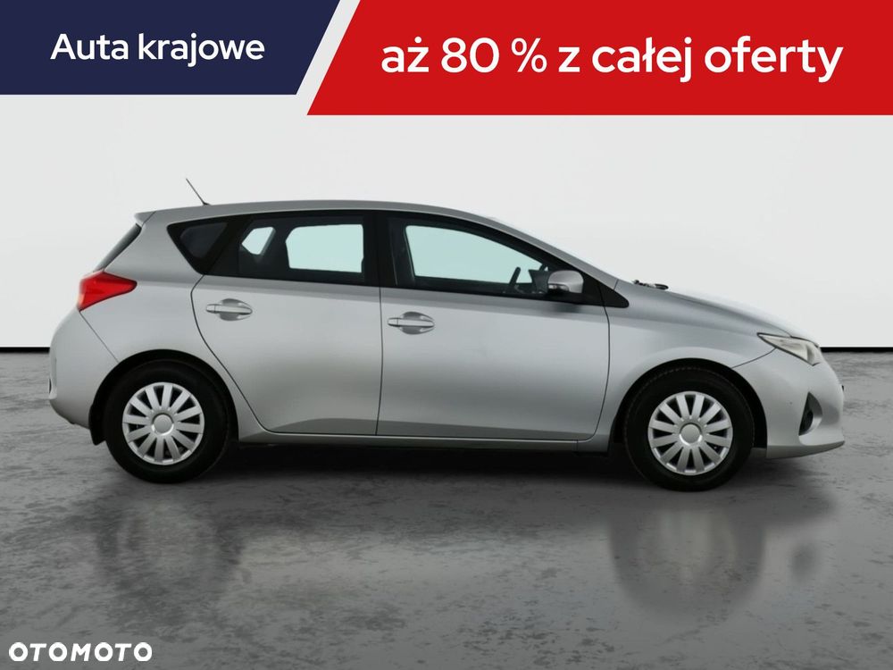 Toyota Auris - 8