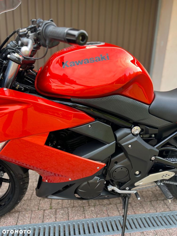 Kawasaki ER - 24