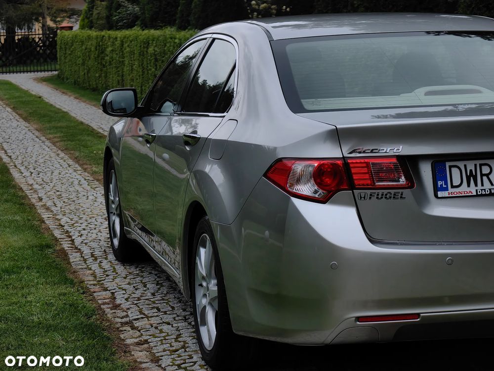 Honda Accord 2.0 Executive - 10