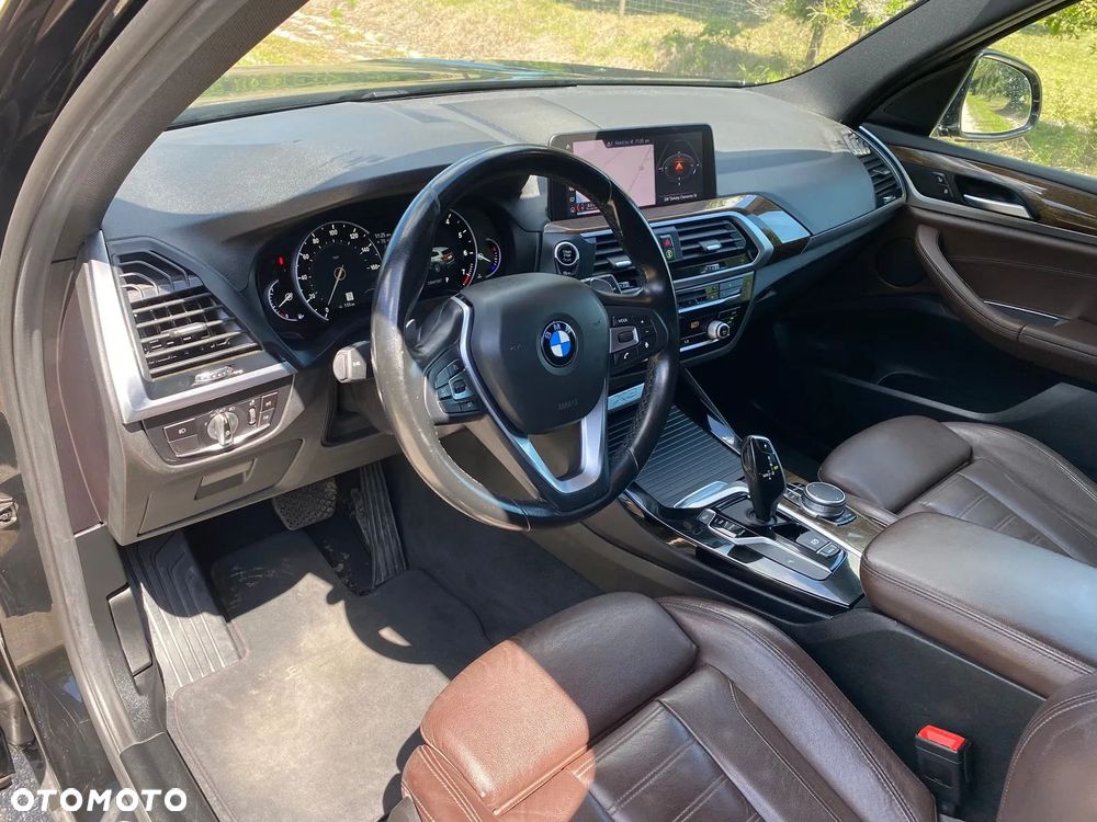 BMW X3 xDrive30i Advantage sport - 12