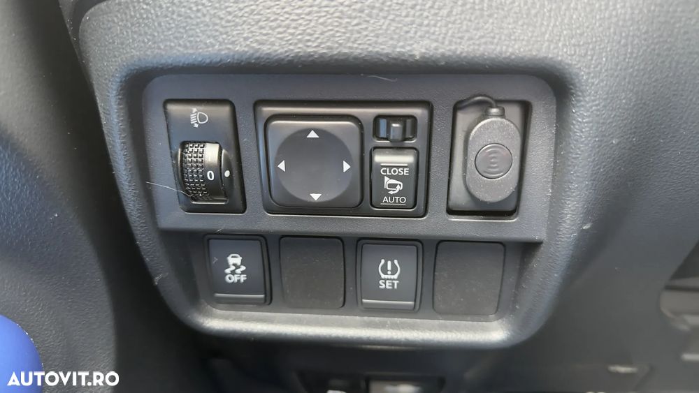 Nissan Juke 1.6L XTRONIC N-Connecta - 28