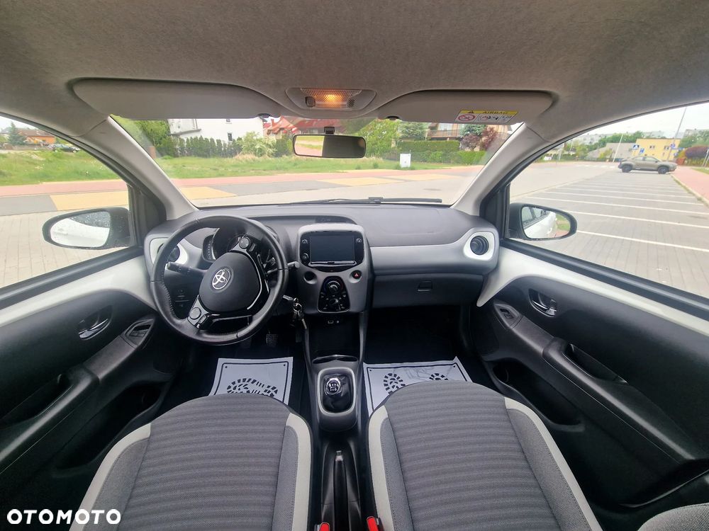 Toyota Aygo 1.0 VVT-i Color Edition - 17