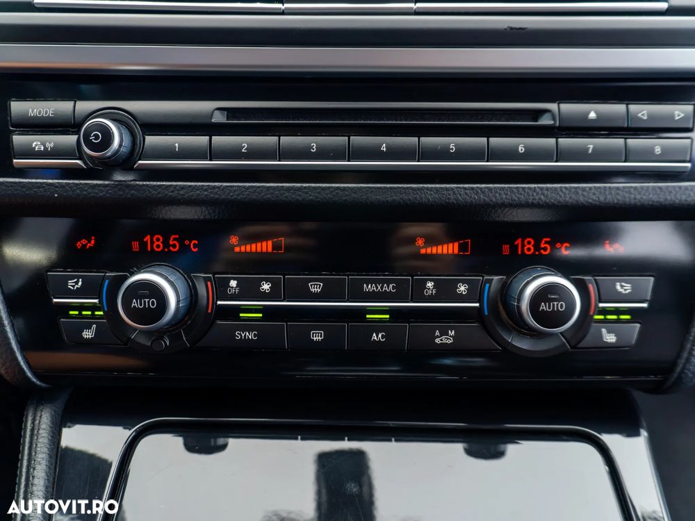 BMW Seria 5 520d AT - 29