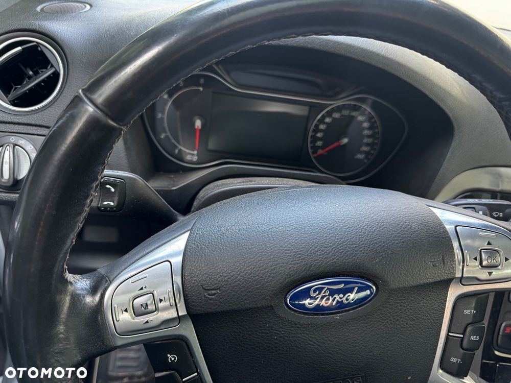 Ford Galaxy 2.0 TDCi DPF Titanium - 8