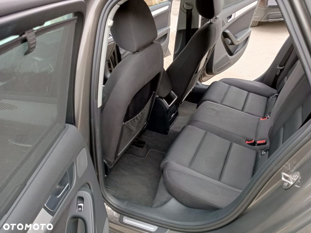 Audi A4 Avant 2.0 TDI S tronic - 13
