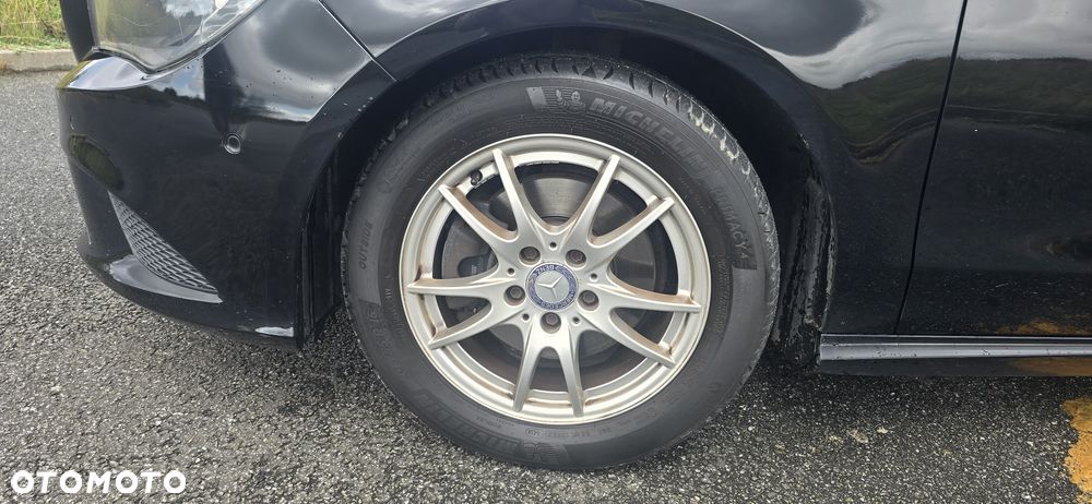 Mercedes-Benz CLA 200 - 7
