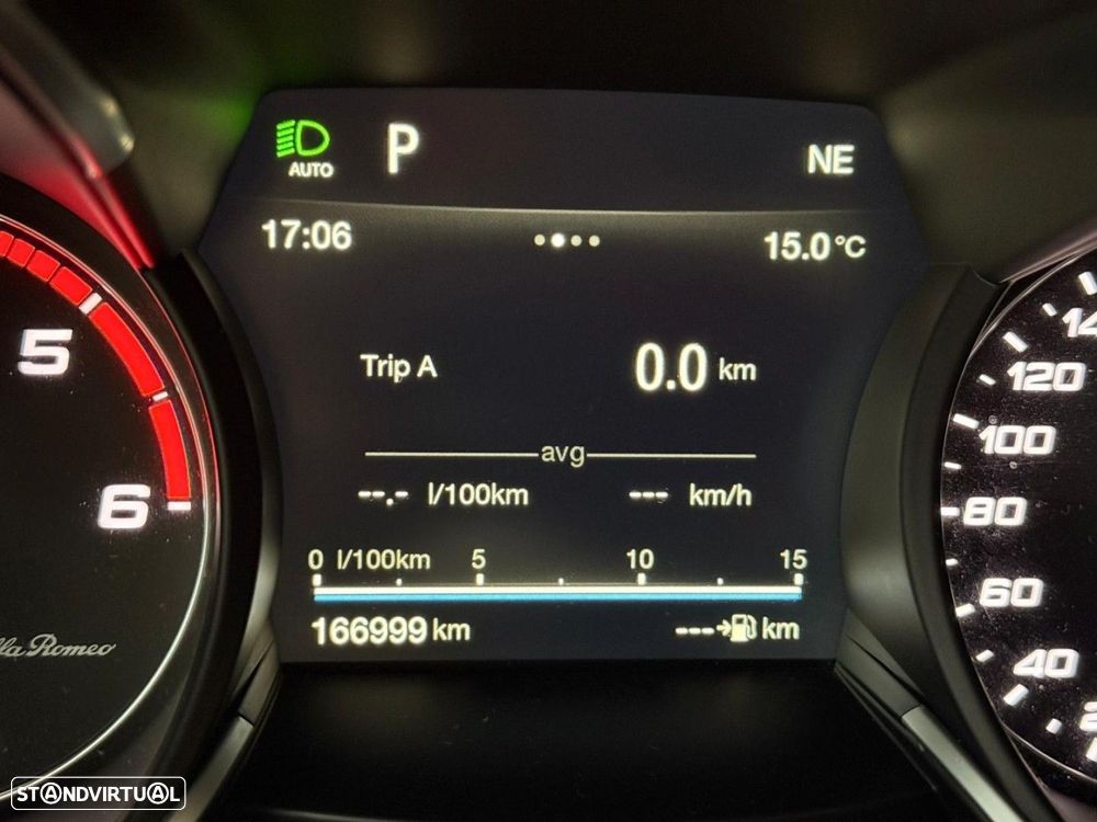 Alfa Romeo Stelvio 2.2 16V AT8 Super - 6