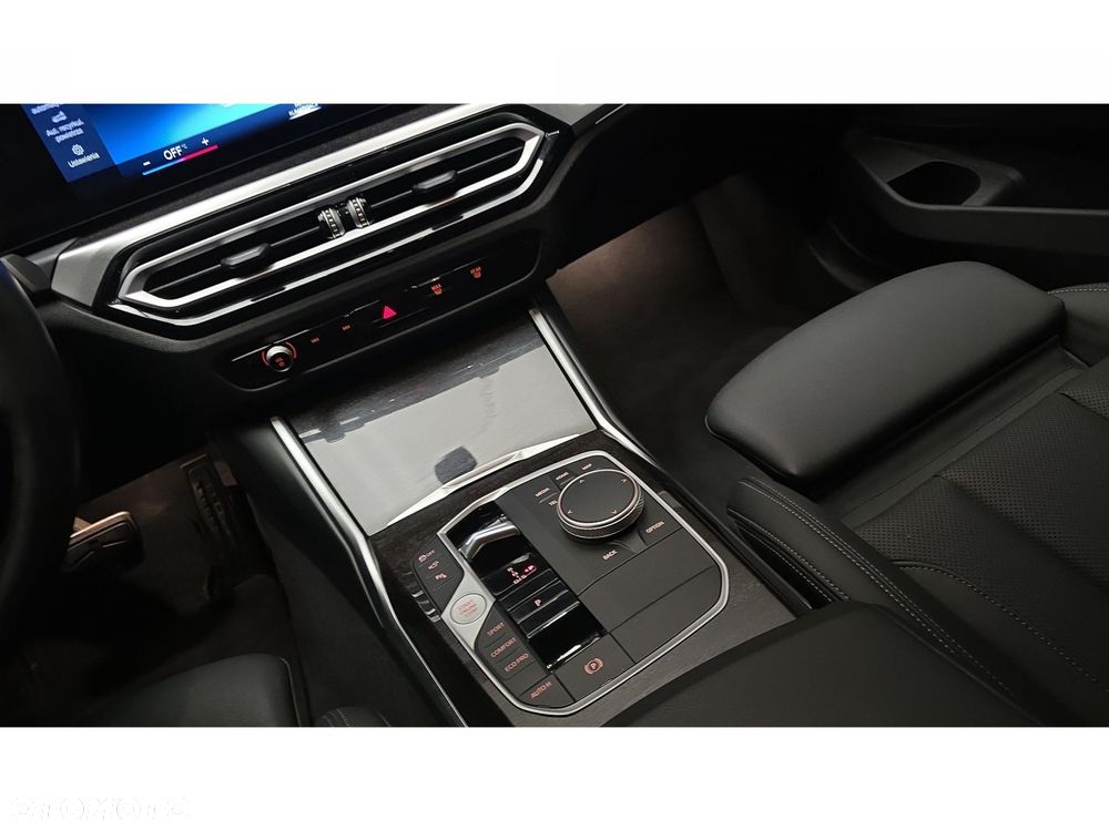 BMW Seria 3 - 22