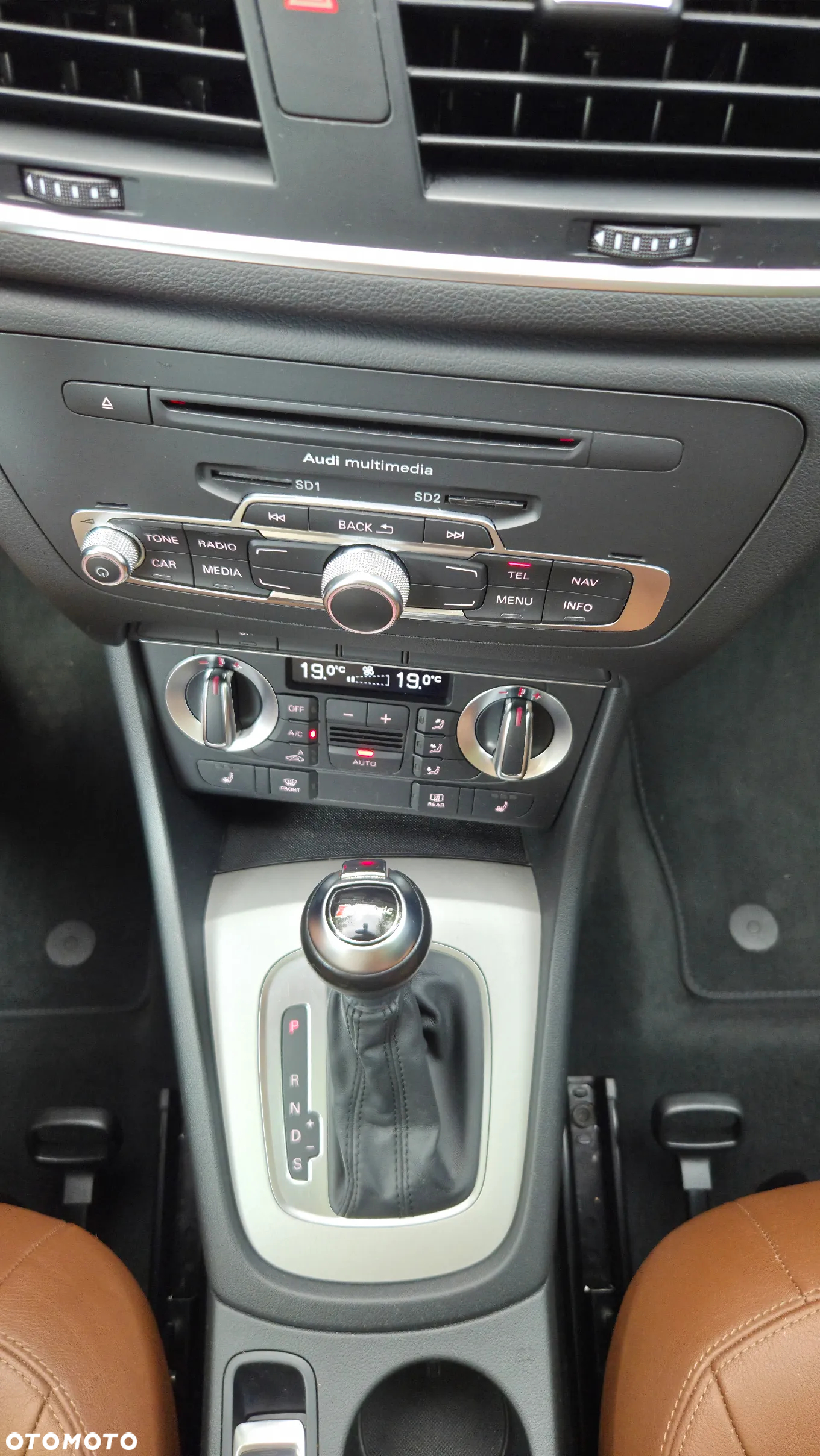 Audi Q3 2.0 TDI Quattro Edycja Specjalna S tronic - 33