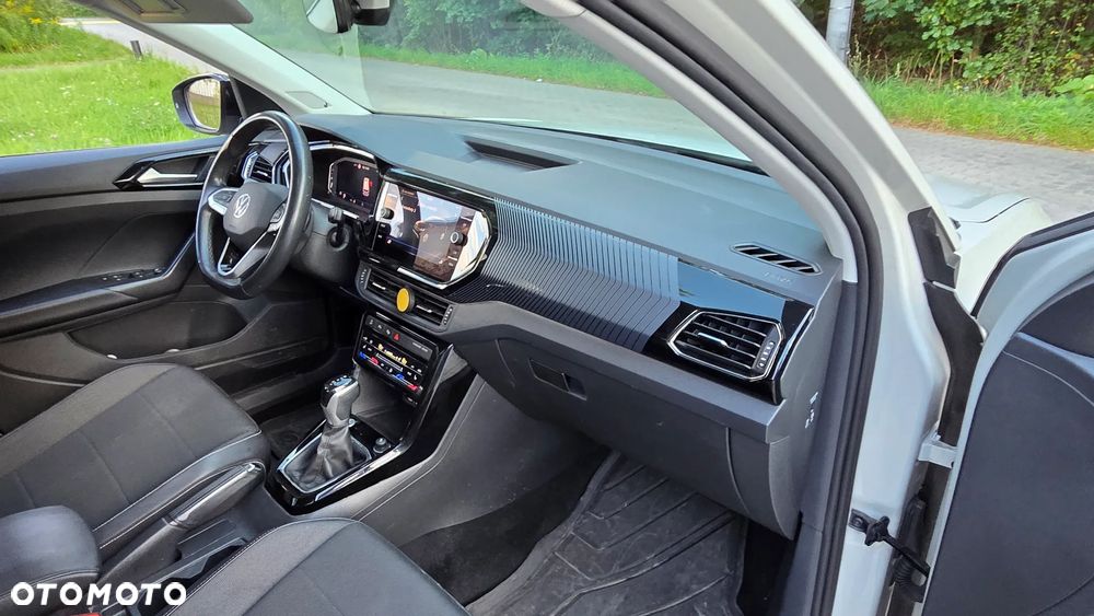 Volkswagen T-Cross 1.5 TSI ACT Style DSG - 17
