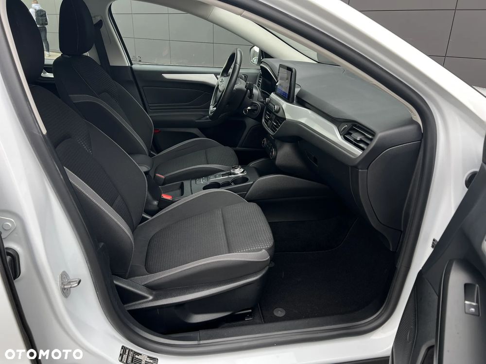 Ford Focus Turnier 1.5 EcoBlue Start-Stopp-System COOL&CONNECT - 36