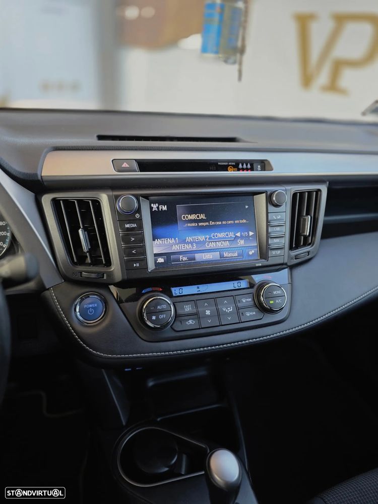 Toyota RAV4 2.5 HSD Exclusive 4WD - 19