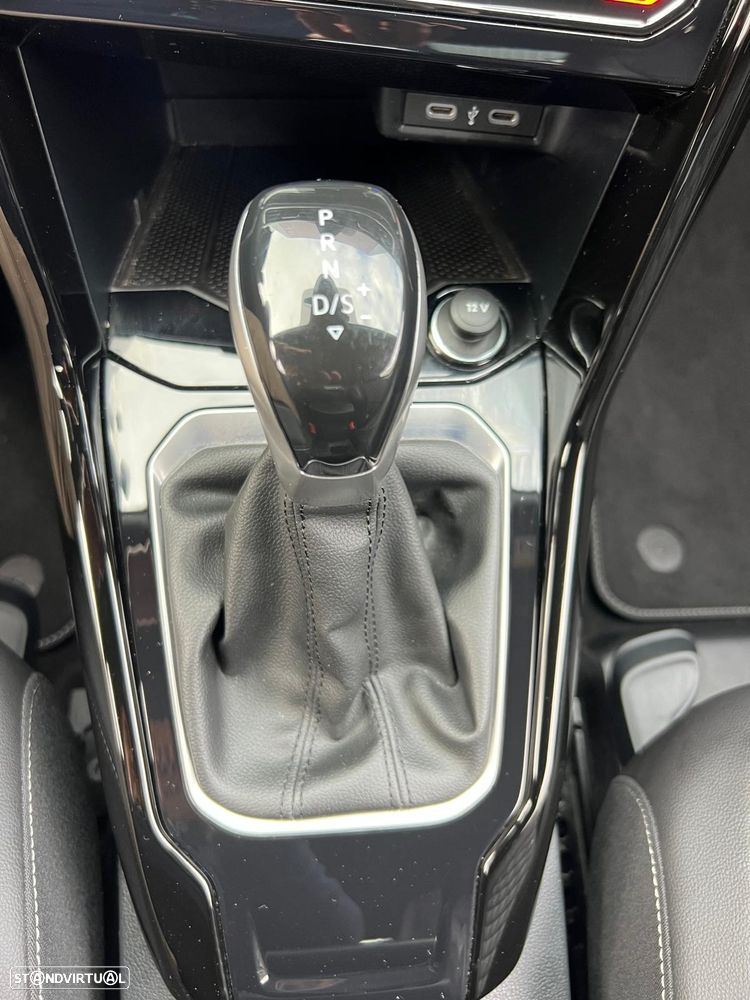 VW T-Roc 1.5 TSI R-Line DSG - 28