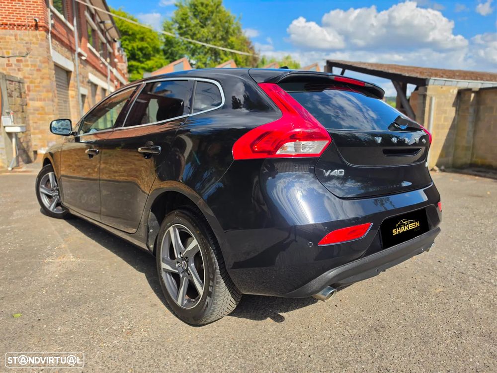 Volvo V40 D4 Summum - 4