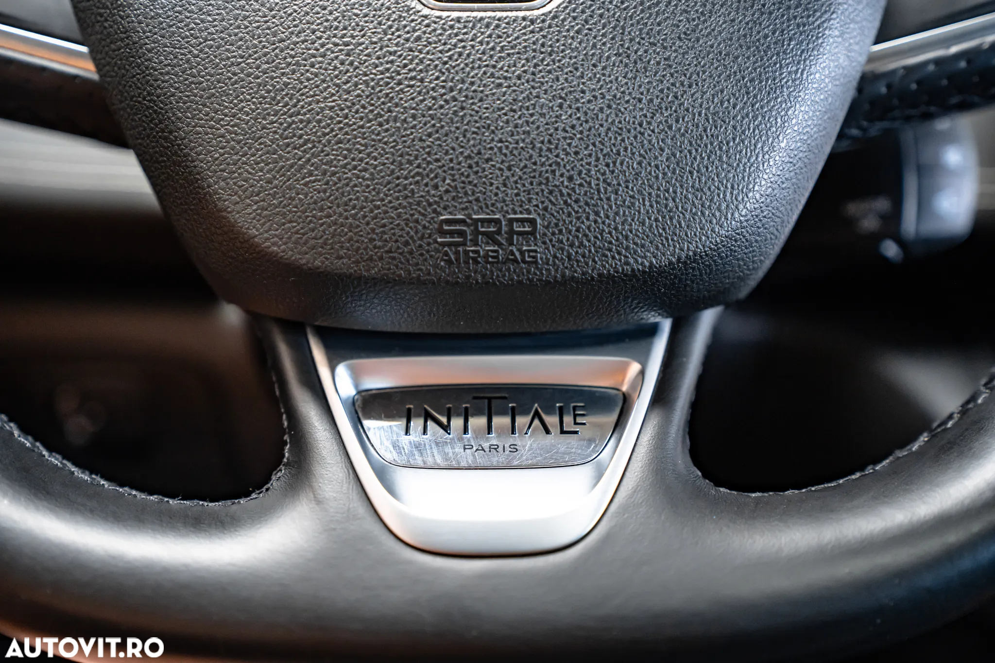Renault Grand Scenic BLUE dCi 120 EDC BOSE EDITION - 15