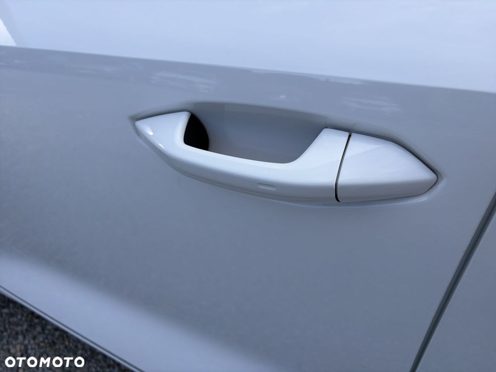 Audi A3 Sportback 35 TFSI mHEV S tronic - 18