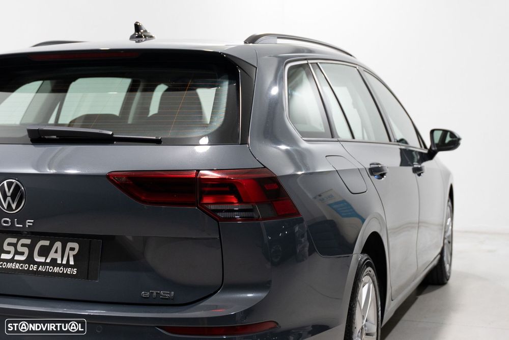 VW Golf Variant 1.0 eTSI Life DSG - 8