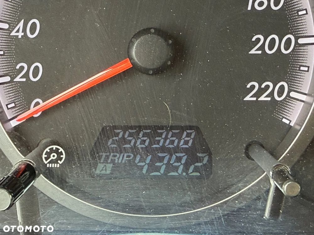 Mazda 5 - 25